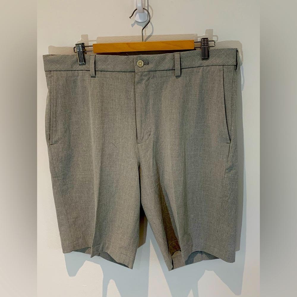Walter Hagen Chino Shorts Mens 36 Gray Majors 11‎ Golf Flat Front Polyester